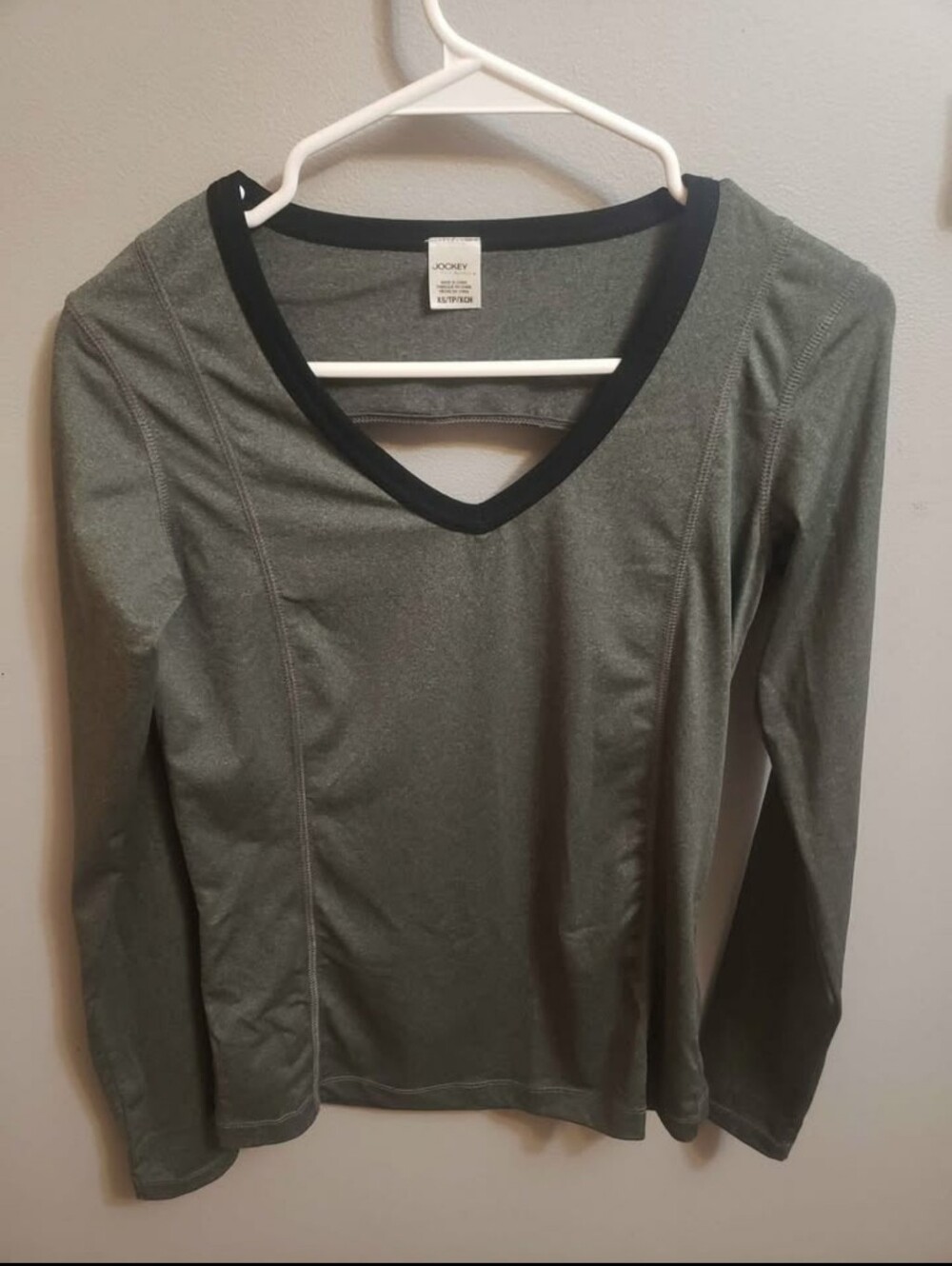 Jockey Gray V-Neck Long Sleeve Top with Black Trim And Back Cutout